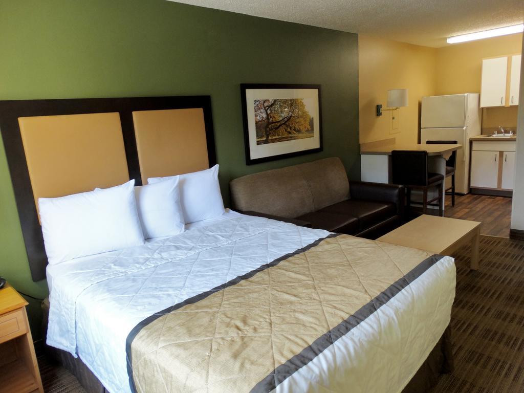 Extended Stay America Select Suites - Atlanta - Perimeter - Hammond Drive Санди-Спрингс Экстерьер фото